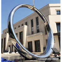 北京别墅区不锈钢圆形摆件 大型镜面指环雕塑