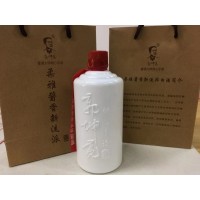 郭坤亮柔雅酱香型白酒